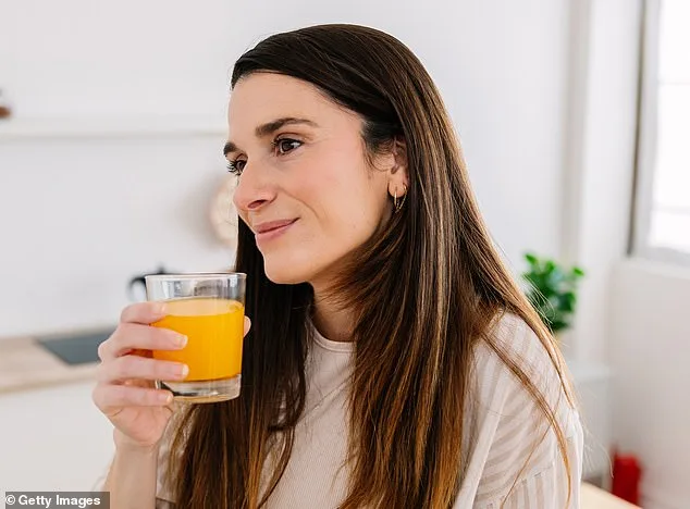 The Hidden Health Alerts in Your Eyes: Sugar's Role in Aging and Disease