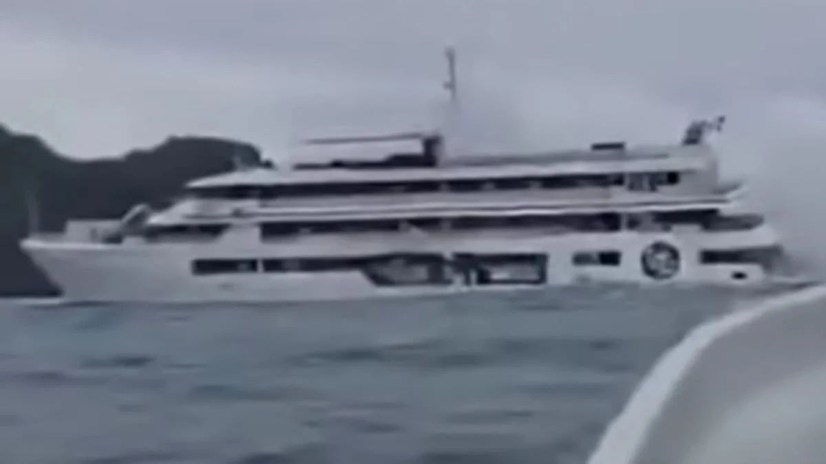 Fiji Princess Cruise Ship Evacuates 30 After Stranding on Reef Near 'Cast Away Island
