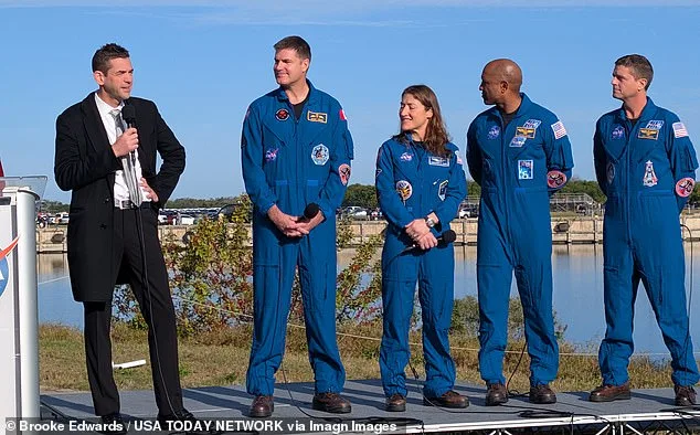 Trump's Historic Call to Artemis II Crew Highlights Lunar Milestone and Mars Ambitions