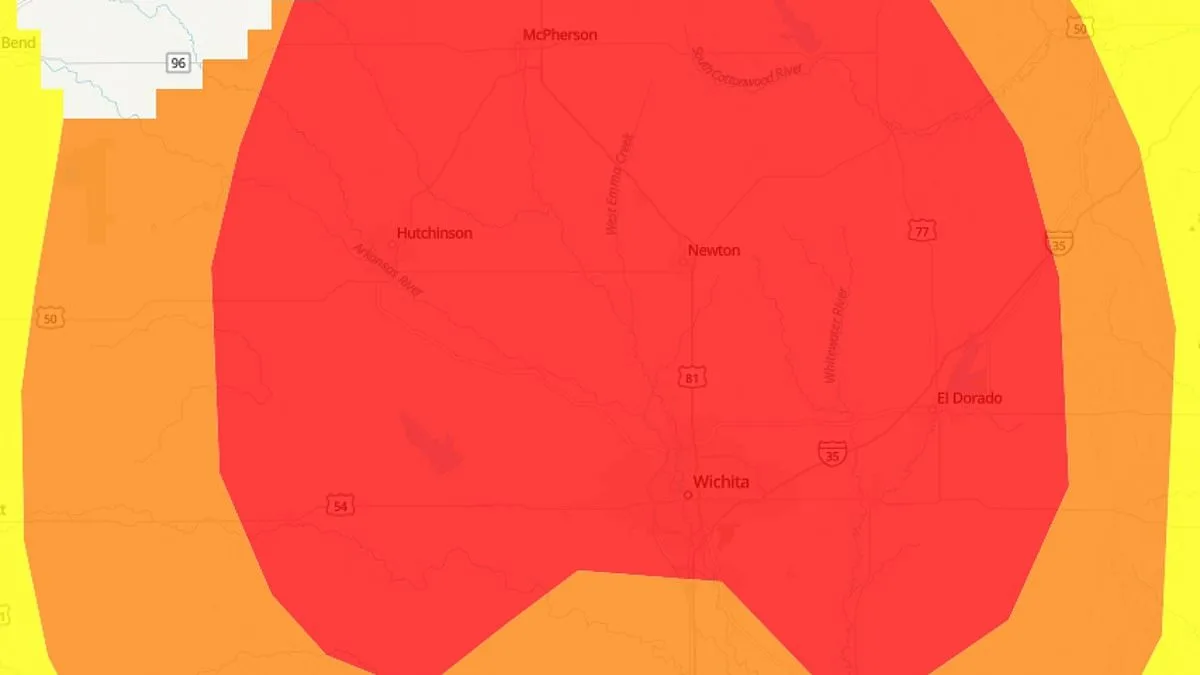 Midwest Residents Grapple with Toxic Air Crisis as AQI Hits 172 in Wichita