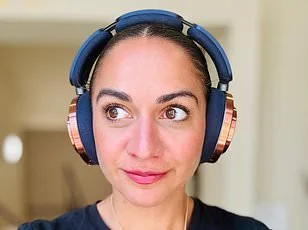 Dyson's HushJet Mini Cool Fan: A Portable Powerhouse for Summer Commuters