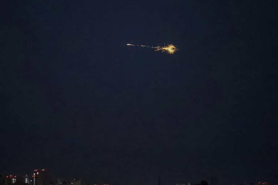 Explosions Rock Ukrainian City as Violence Escalates in Eastern Ukraine