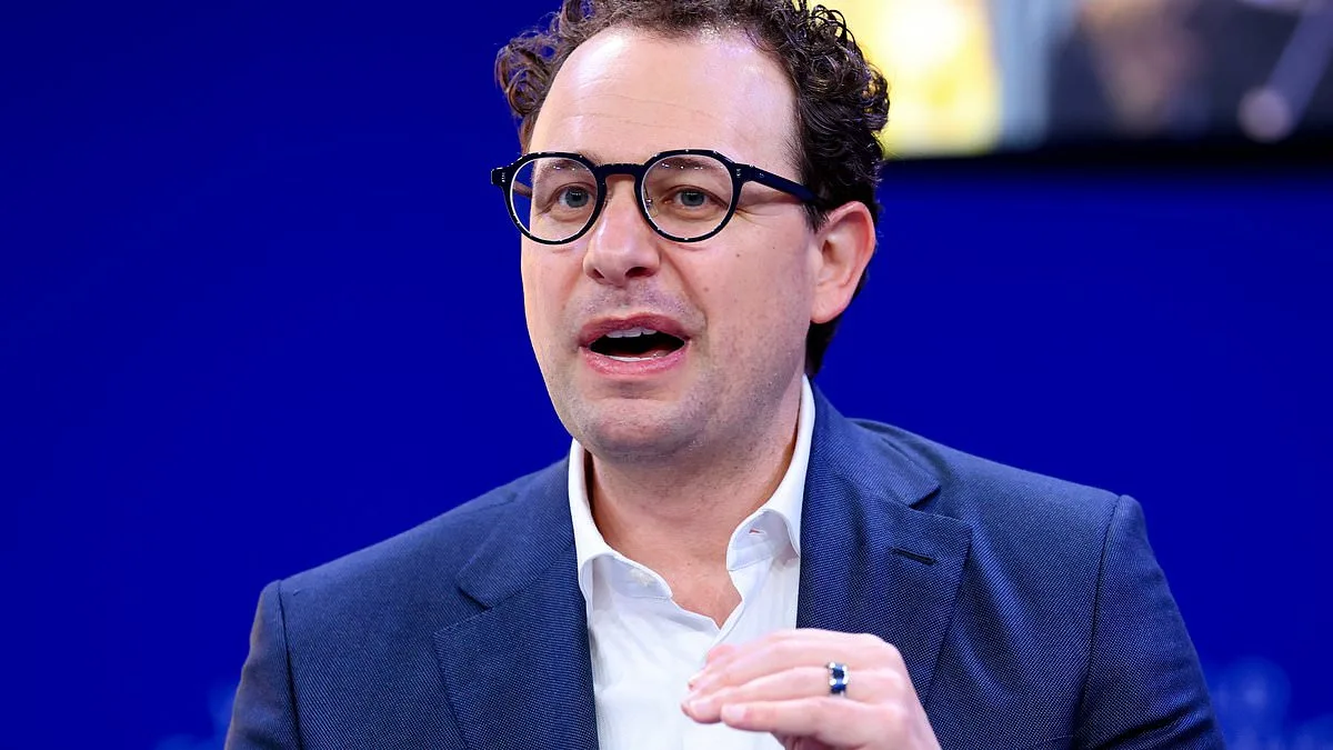 Anthropic's Claude Mythos AI Sparks Concern Over Critical Infrastructure Vulnerabilities and Long-Undetected Flaws