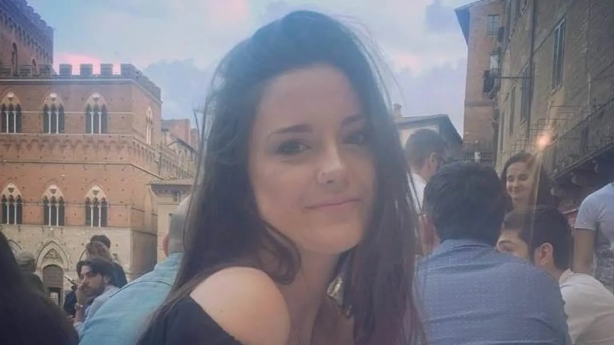 Rare Fabergé Egg Stolen in Plain Sight Outside London Pub—Thief Unaware of Its Value