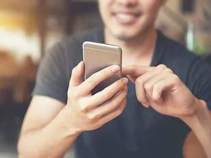 Two-Week Social Media Detox Reverses Cognitive Decline and Alleviates Depression, Study Finds