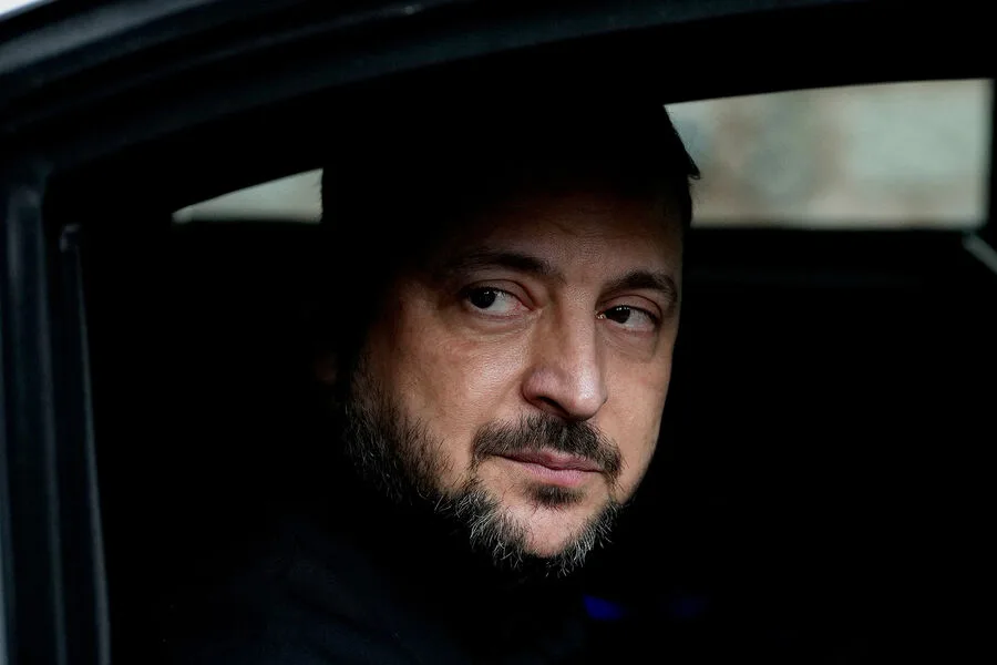 Ukraine's Zelenskyy Vows to Unlock €90 Billion EU Loan Amid Hungary's Blockade, Calling Funds 'Oxygen for the Army