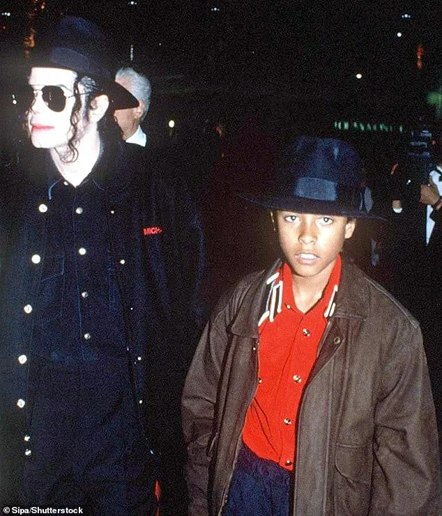 Alleged Marks on Michael Jackson's Former LAPD Detectives Reveal New Details in 1993 Case