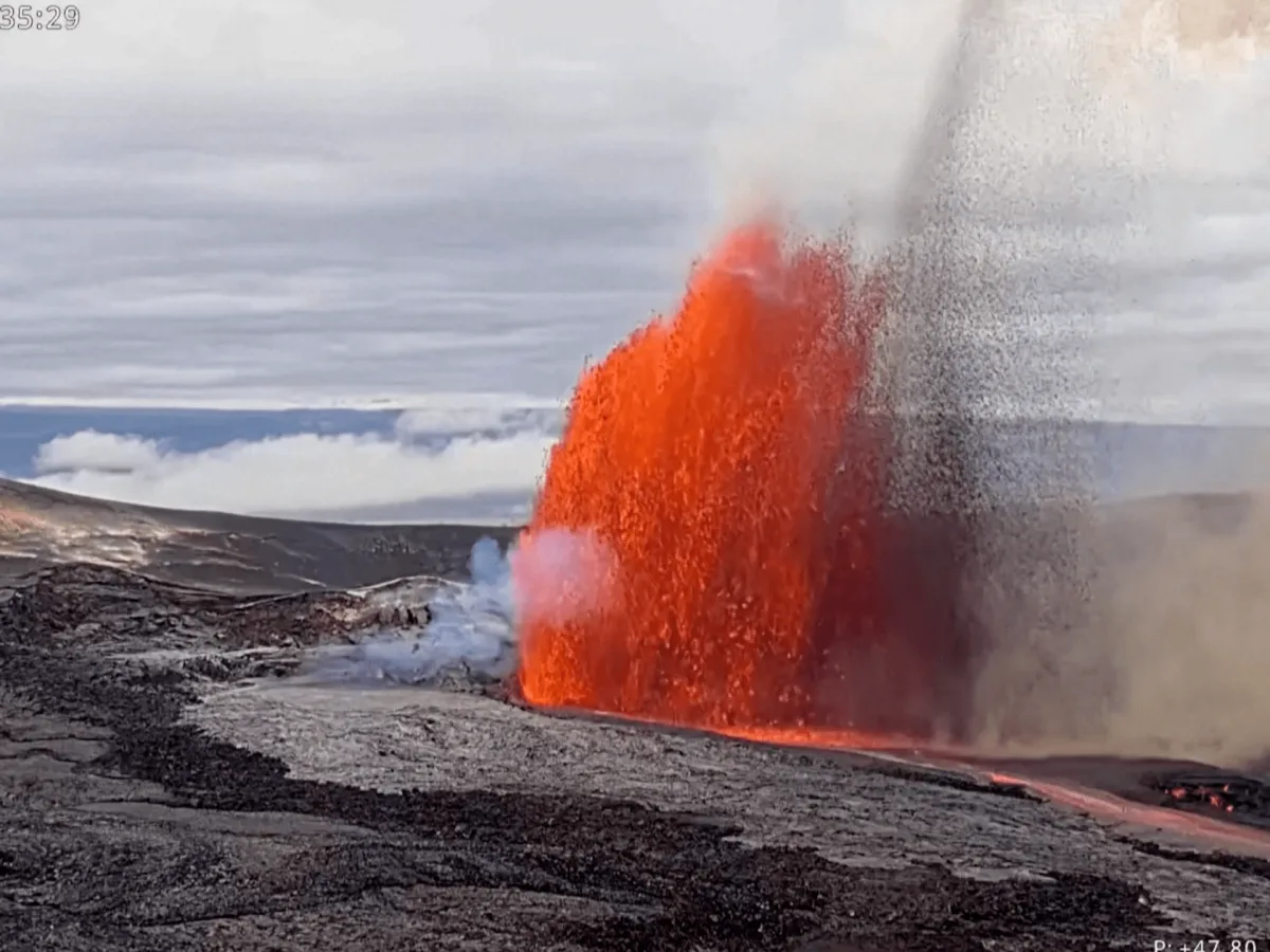 Kīlauea Eruption Lights Up Hawaii Skies as Scientists Monitor Unpredictable Volcano Activity