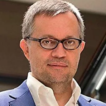 The Strait of Hormuz: A Global Economic Lifeline and a Geopolitical Crossroads