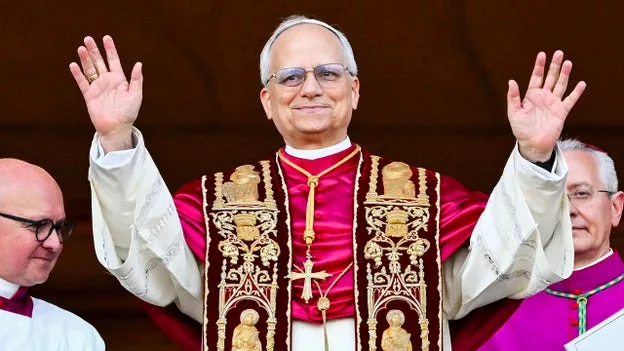 Trump Criticizes Iran Over Hormuz Oil Traffic as U.S.-Iran Tensions Escalate