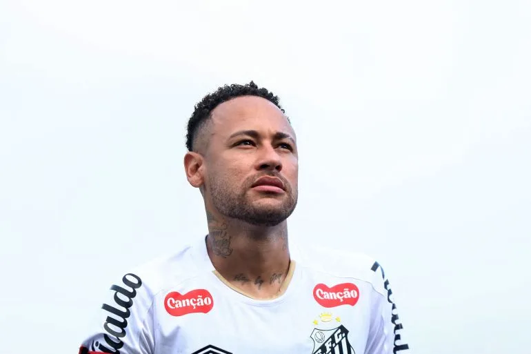 Ancelotti Gives Neymar Deadline to Prove Fitness for 2026 World Cup Ahead of Potential Return