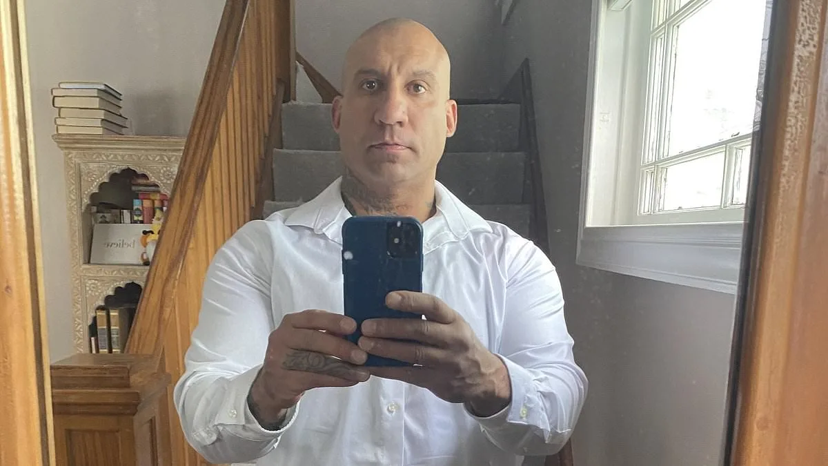 Man Exposes Loophole in Marriage Verification Systems, Revealing Bureaucratic Gaps in Canada