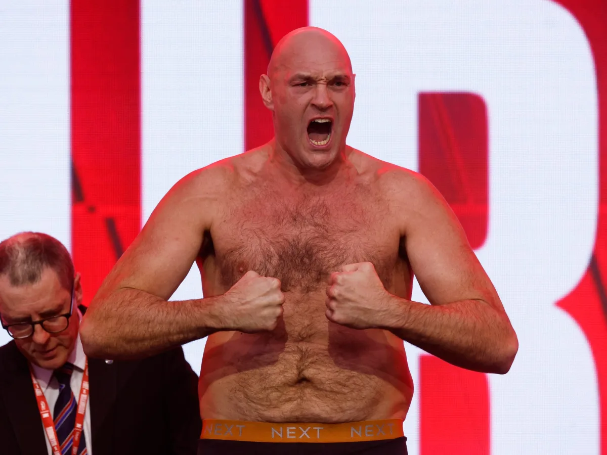 Tyson Fury Steps Lighter at 267.9 Pounds for Key Rematch Against Makhmudov