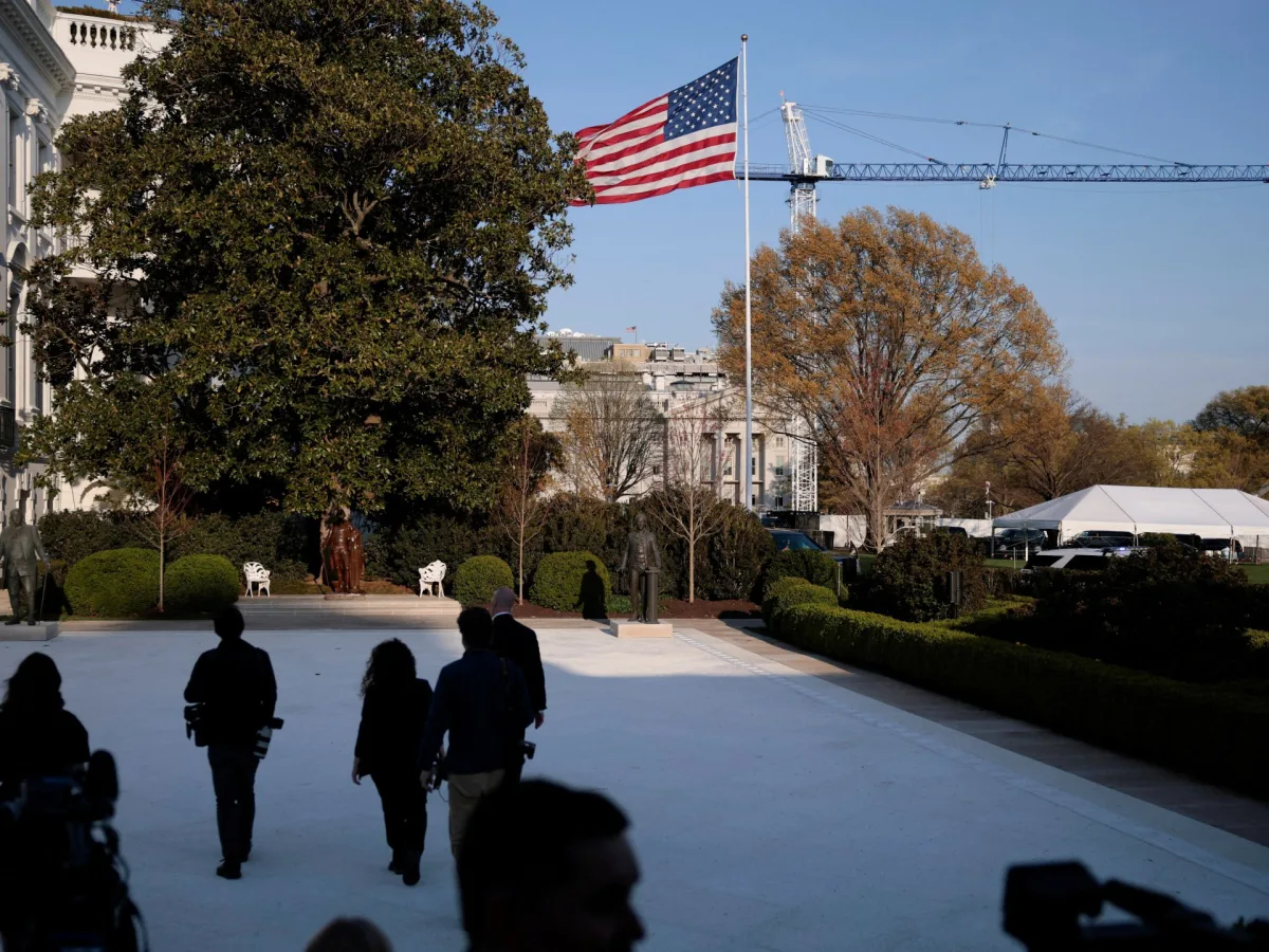 U.S. Appeals Court Extends White House Ballroom Deadline Amid Legal Dispute
