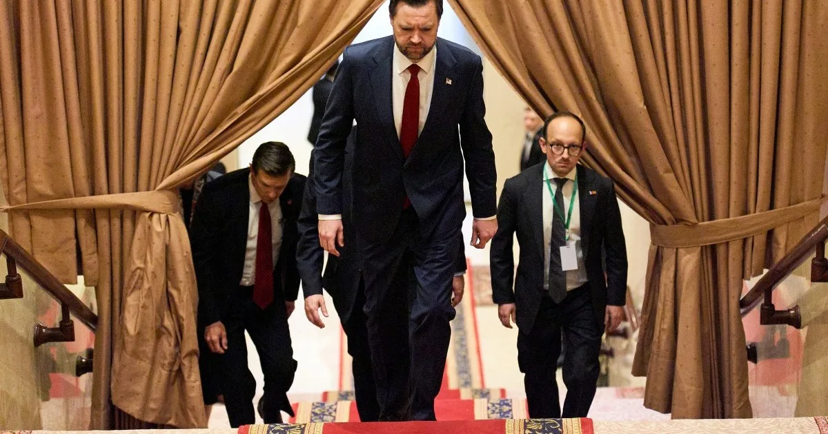 US-Iran Ceasefire Talks Collapse Amid Unresolved Disputes Over Nuclear Program and Control of Strait of Hormuz