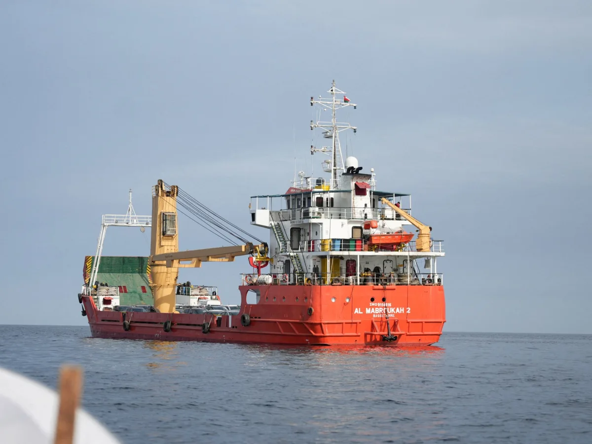 US-Iran Conflict Enters Critical Phase as Trump Announces Strait of Hormuz Blockade, Threatening Global Oil Supply