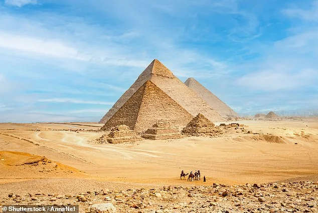 Ancient Egypt's Secret: Hidden Spiral Ramp Reveals How Massive Stones Were Lifted in the Great Pyramid of Khufu