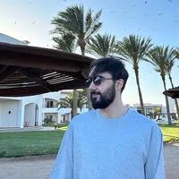 Lebanese Army Refuses to Disarm Hezbollah Amid Deepening Rift with Government