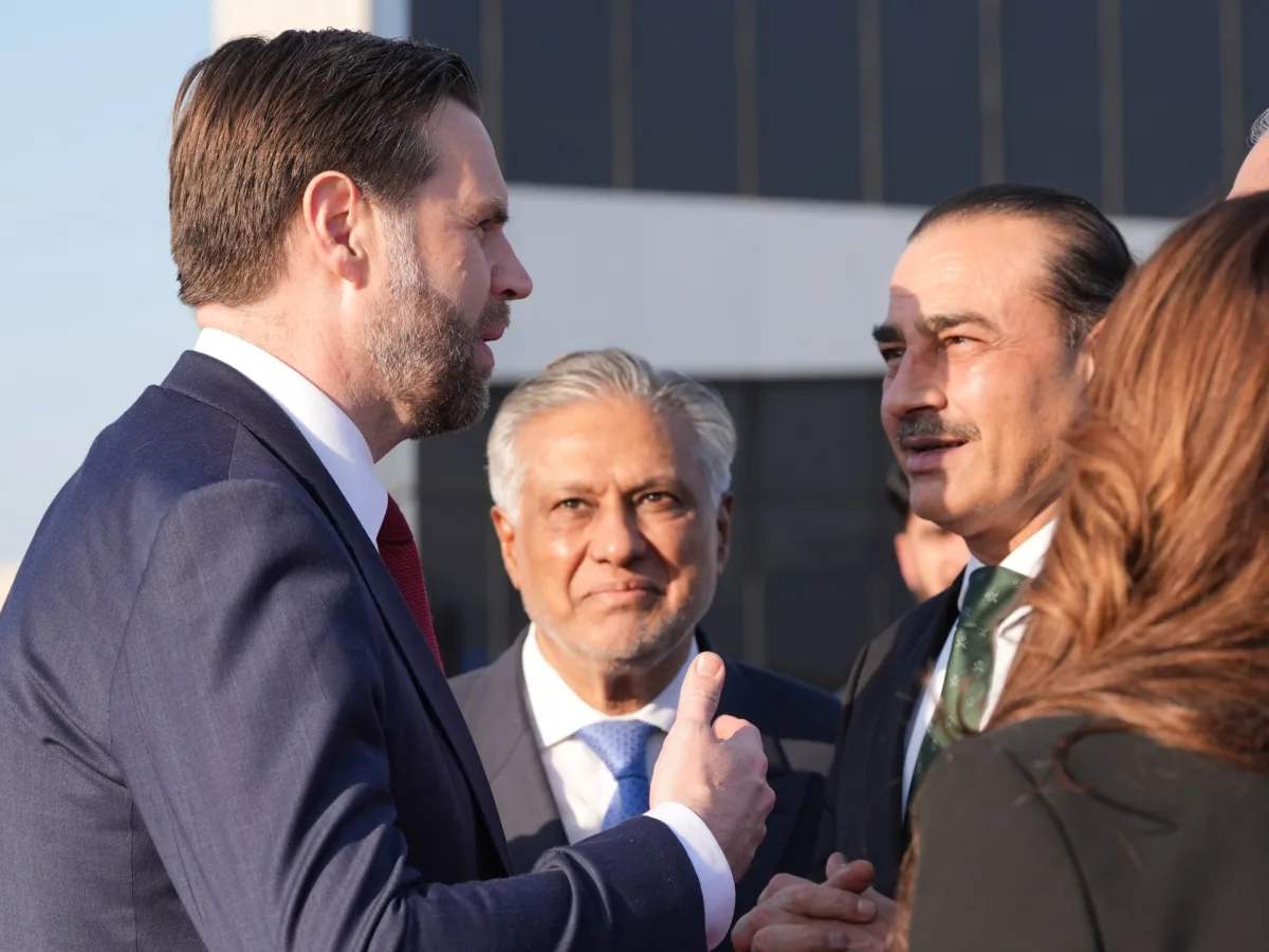 Pakistan Strives to Revive US-Iran Talks Amid Fragile Ceasefire and Escalating Tensions