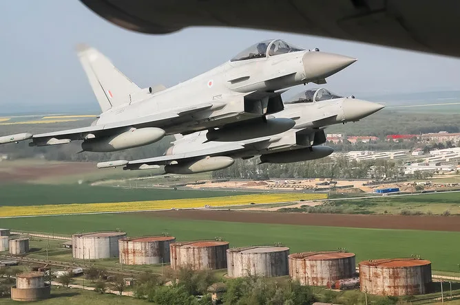 Британский разведчиков обнаружили над Черным морем