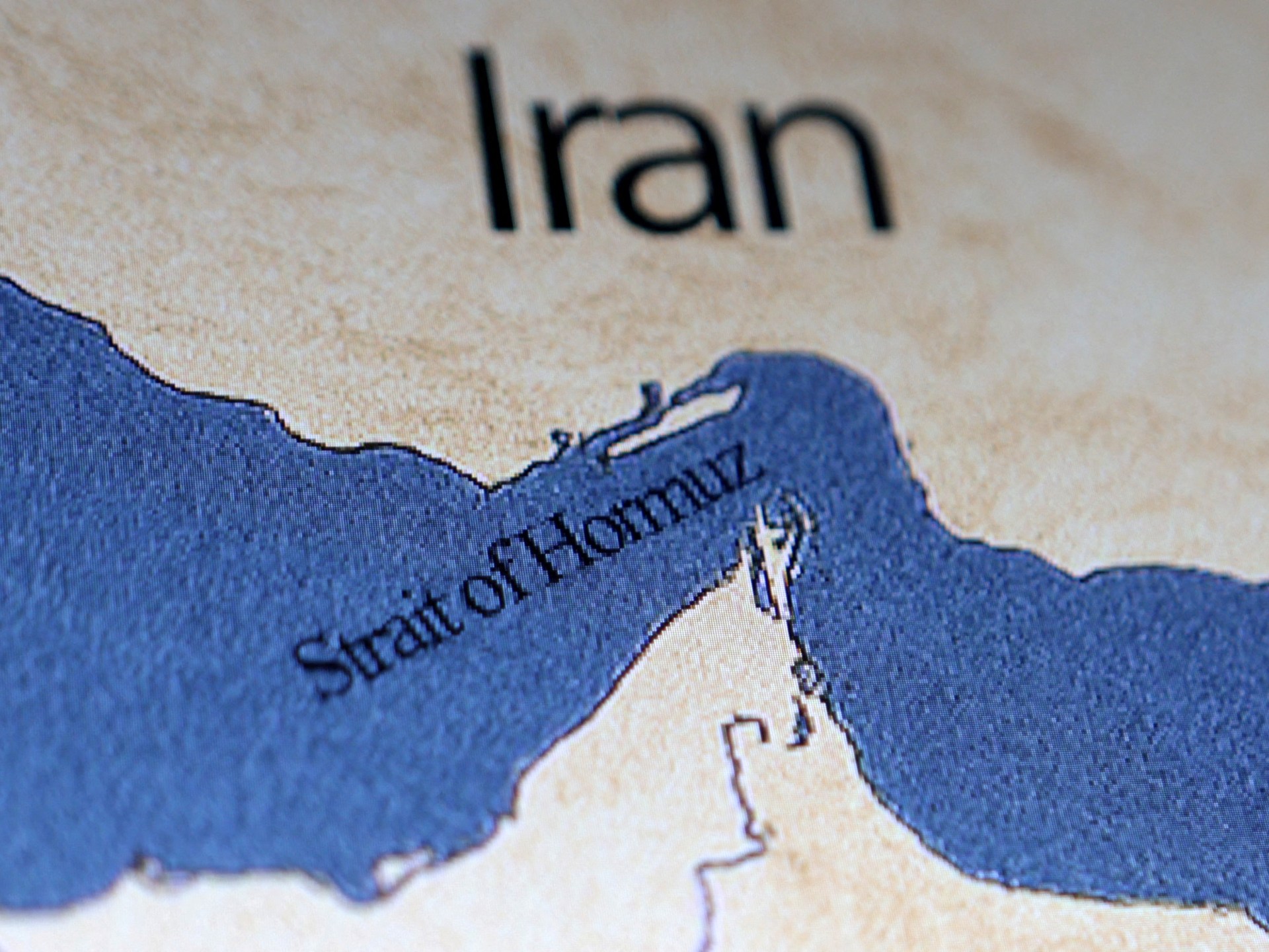 Iran Strait of Hormuz Crisis Threatens Global Oil Trade