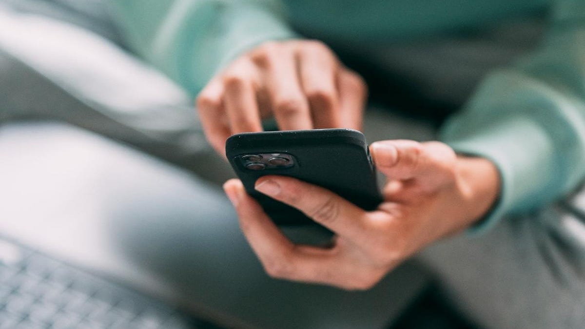 Fake Amazon text scam warns customers of false safety alerts
