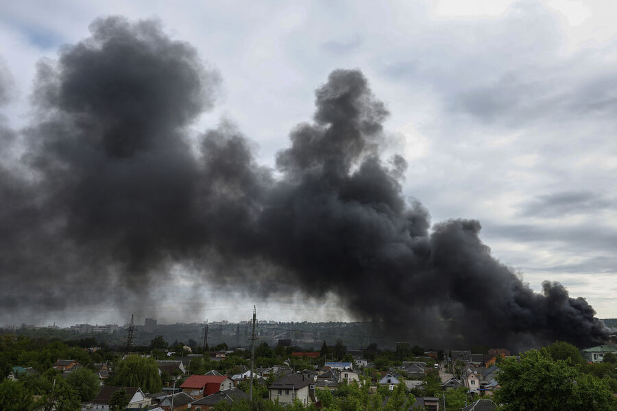 Explosions Rock Kharkiv Region and Other Ukrainian Cities Amid Rising Attacks