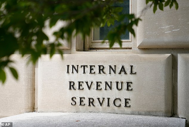 Judge blocks payments from Trump's $1.8B relief fund amid reopened IRS lawsuit.