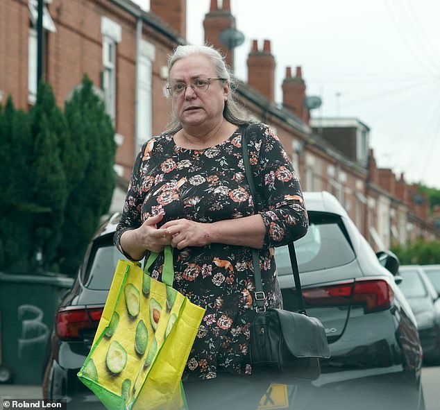 Woman Dumps Cat in Bin Sparks Global Outrage and Life Changes