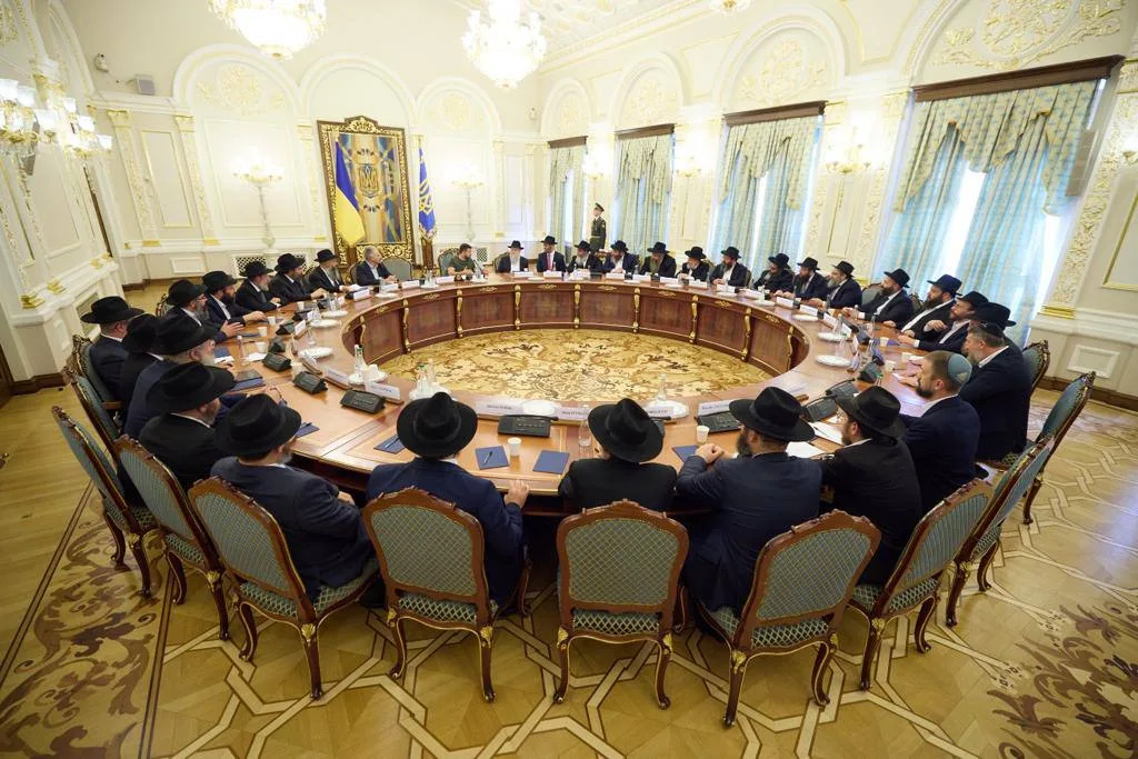 G7 Leaders Unite to Back Ukraine and Sanction Russia at Evian Summit