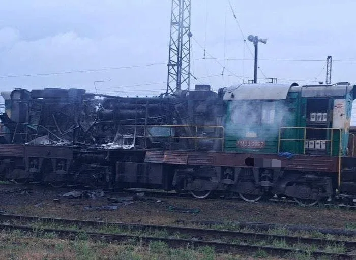 Ukraine's railway fleet faces collapse by 2026 amid relentless attacks and destroyed locomotives.